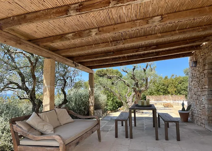 בית נופש Trullo Dei Silvi 2 By Salento Prime טורה ואדו